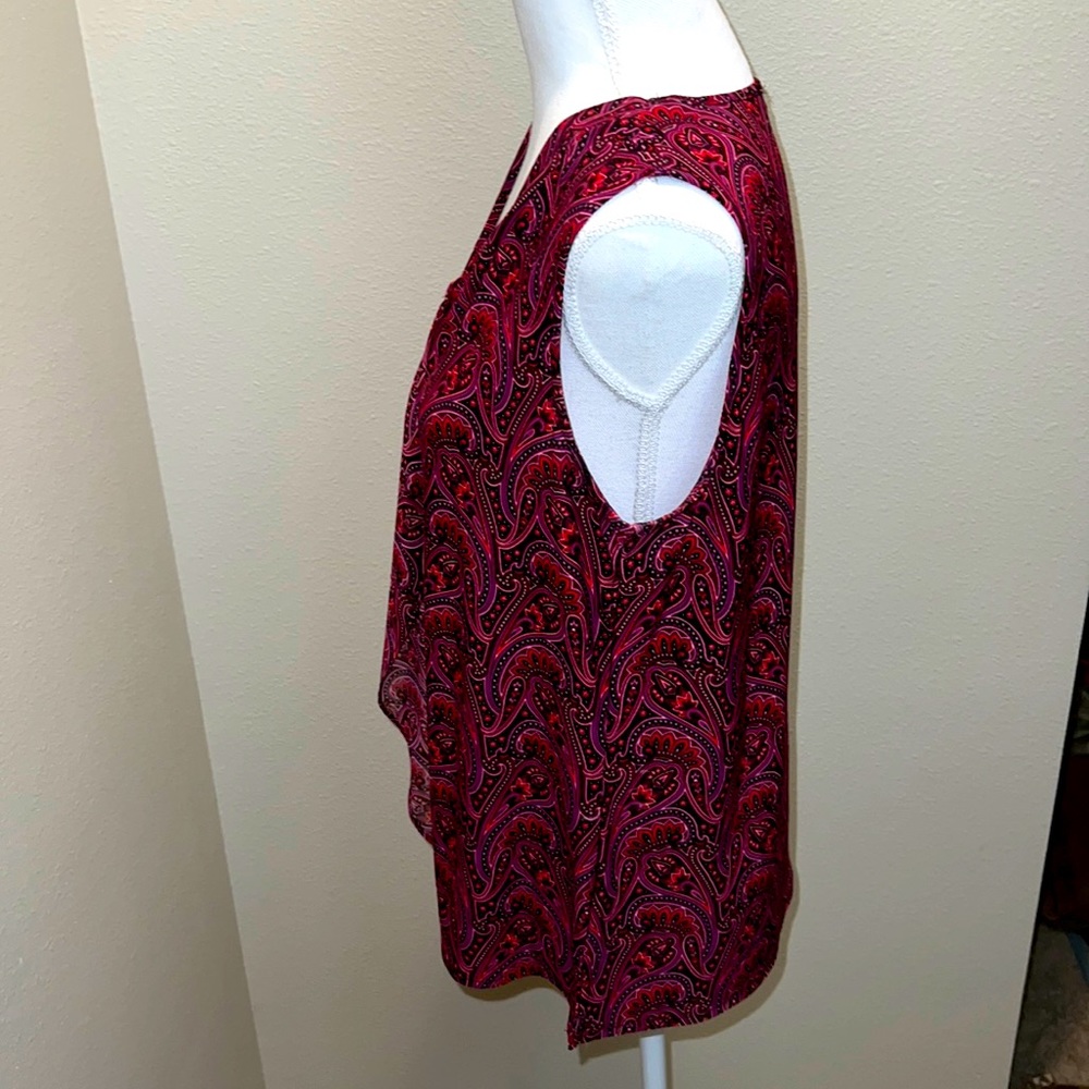 Roz & Ali Shell Tank - Picture 3 of 5